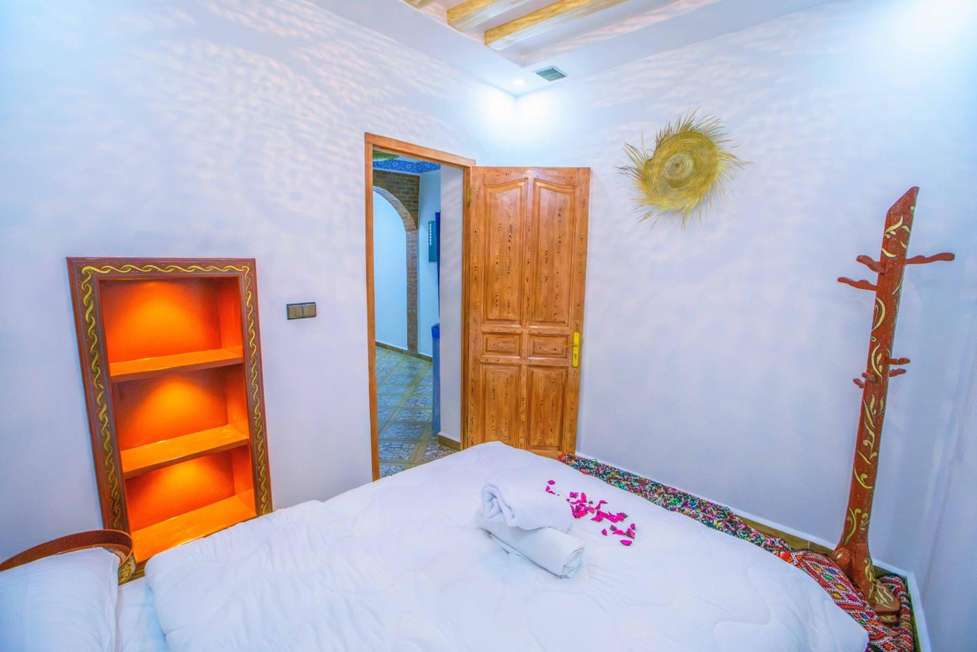 Dar Artisanat Hotel เชฟชาอูน ภายนอก รูปภาพ