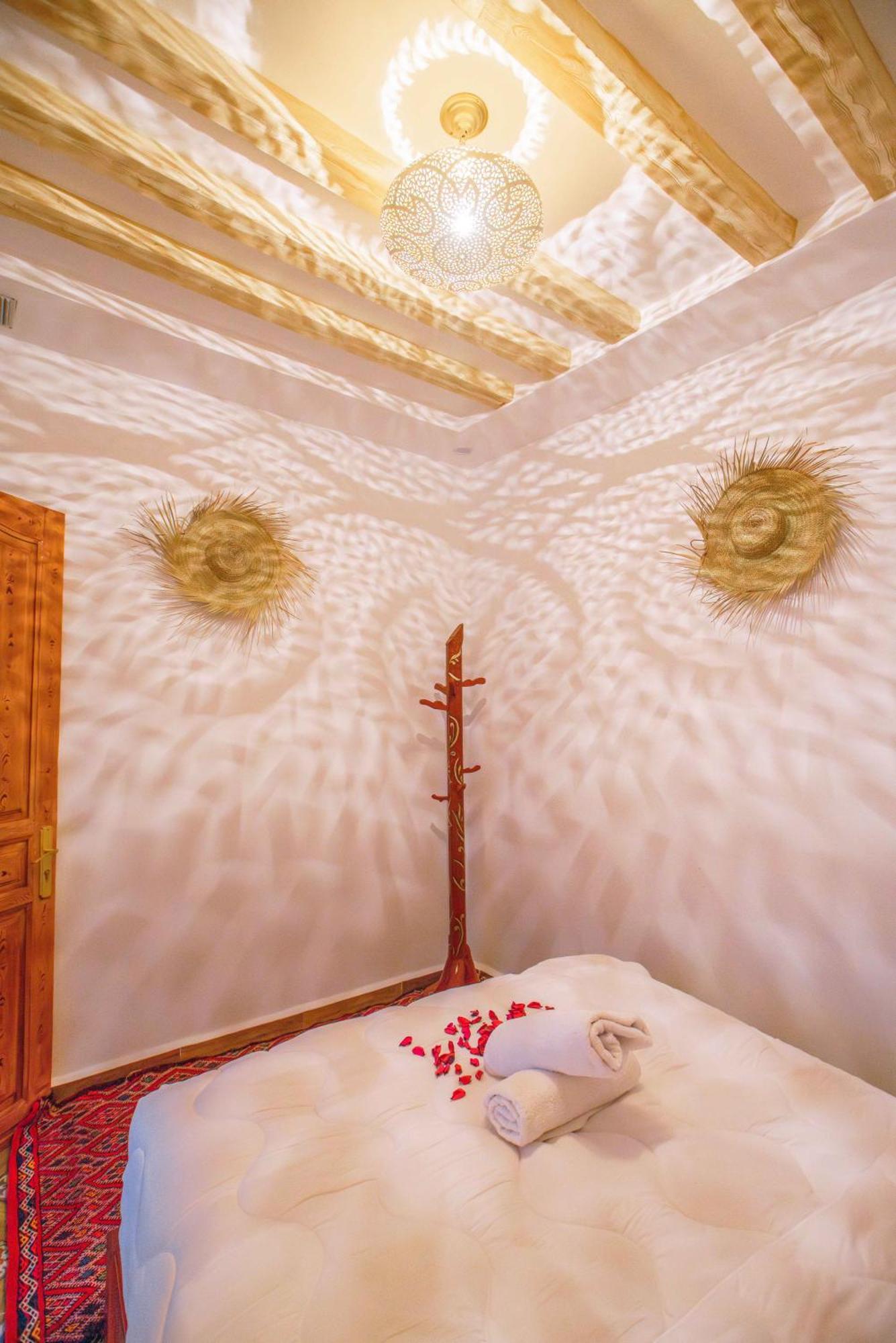 Dar Artisanat Hotel เชฟชาอูน ภายนอก รูปภาพ